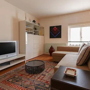  Appartamento Downtown Chiado By Homing