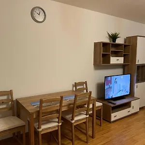 https://apartment-am-knigsplatz.com-bavaria.com