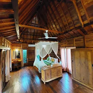 https://shivananda-villa.ubudhotelsnow.com